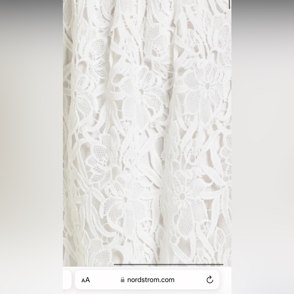 Astr the Label white Lace off shoulder dress - Picture 5 of 11